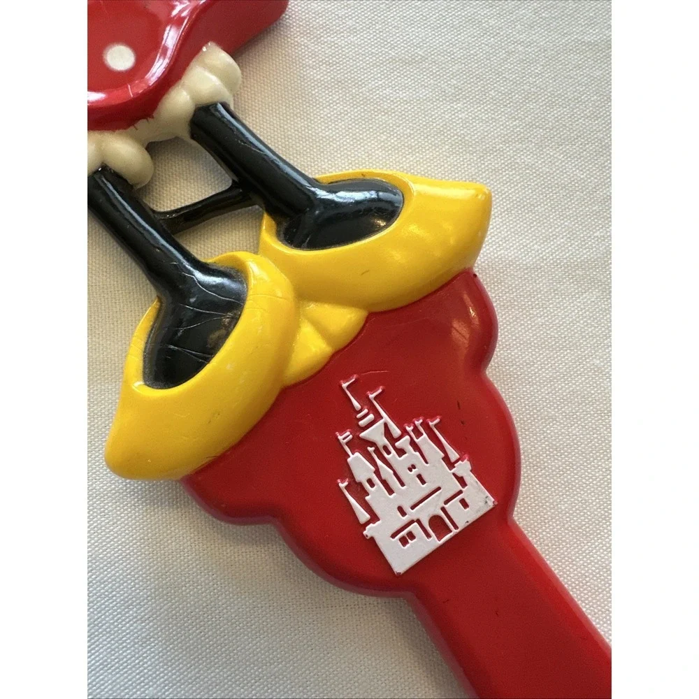 Vintage Minnie Mouse Walt‎ Disney World Back Scratcher, 15.25